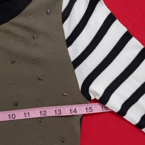 EXPRESS Striped sleeve khaki green top star studded detail on front Small Casual - Picture 7 of 8